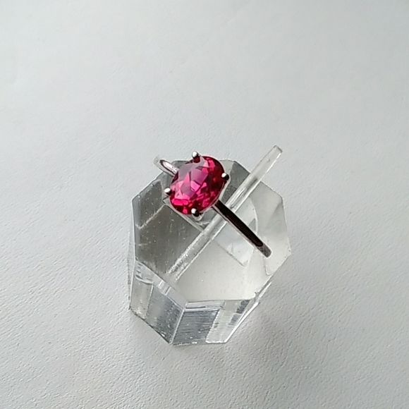 Ruby Ring - Picture 13 of 15